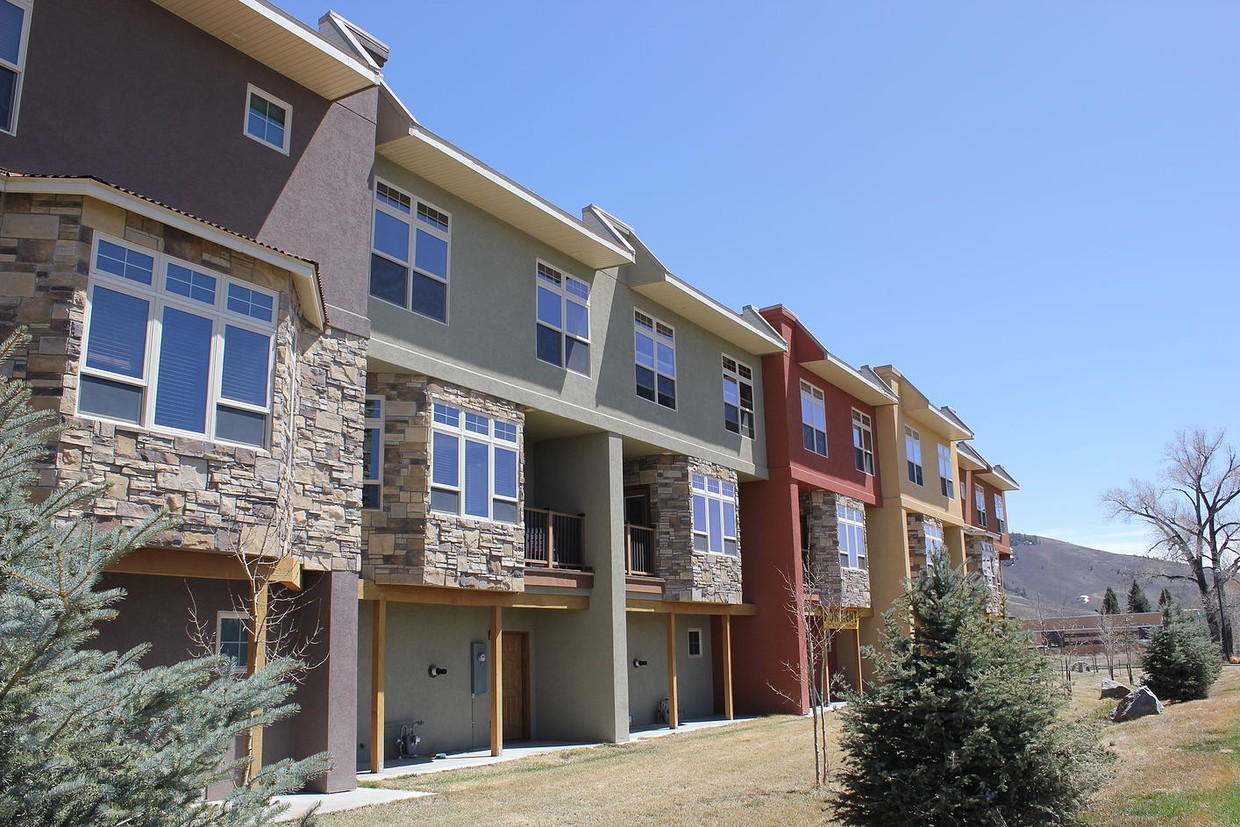 Primary Photo - The Lofts on College Avenue