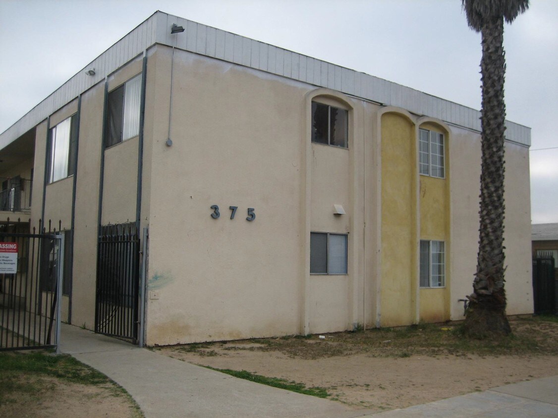 Building Photo - 49th Street Apartments