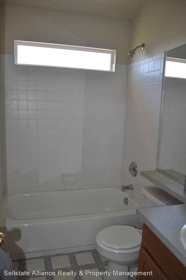 Building Photo - 4 br, 3.5 bath House - 5607 Marabou Way