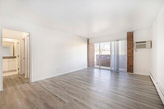 Building Photo - Arbor Village Apartments