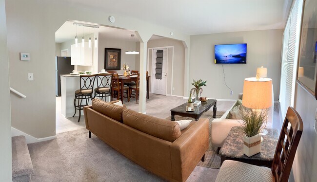 Foto del edificio - 3208 Edgemont WayBEDROOM 2B - 717137