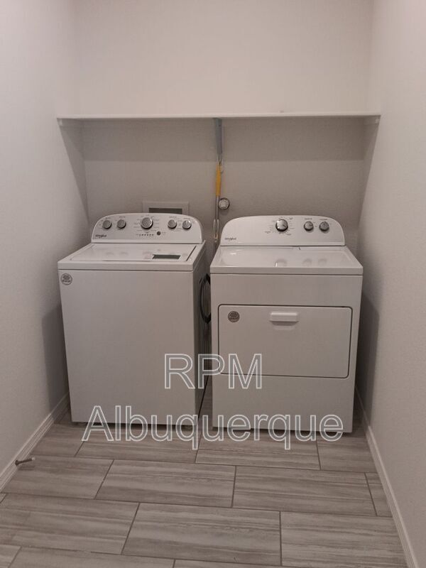 Building Photo - 10753 Aspiration Ln SW
