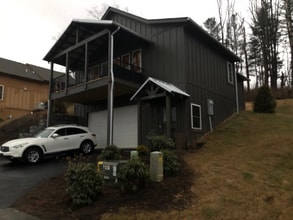 Building Photo - 326 Adams Cemetary Rd