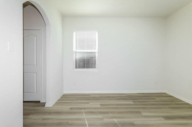 Foto del edificio - 26877 Steinbeck Dr