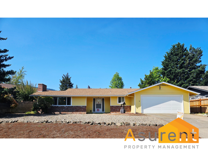 Primary Photo - Two Bedroom- Two Full Bathroom Home in des...