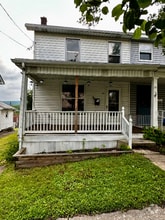 Building Photo - 631 North St