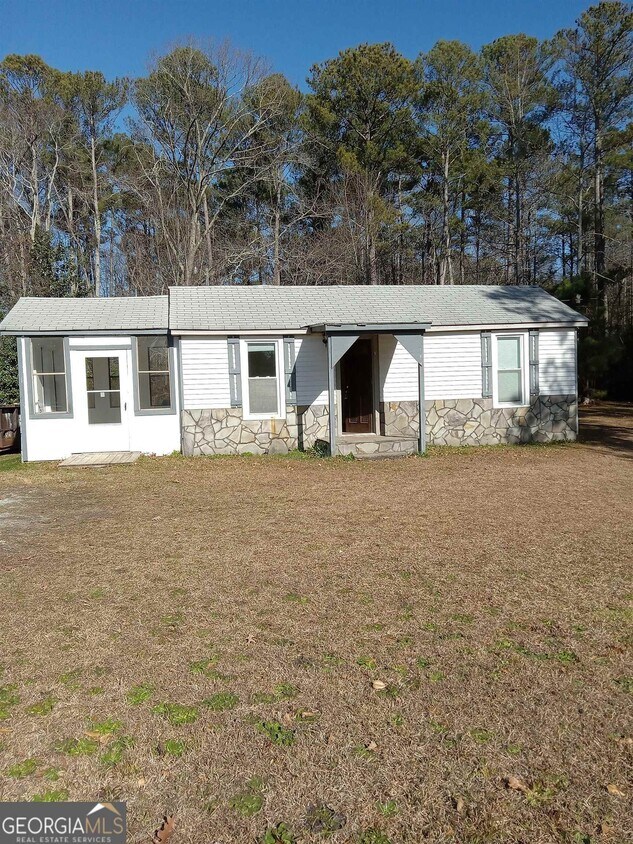 Primary Photo - 1186 Eastview Rd NE