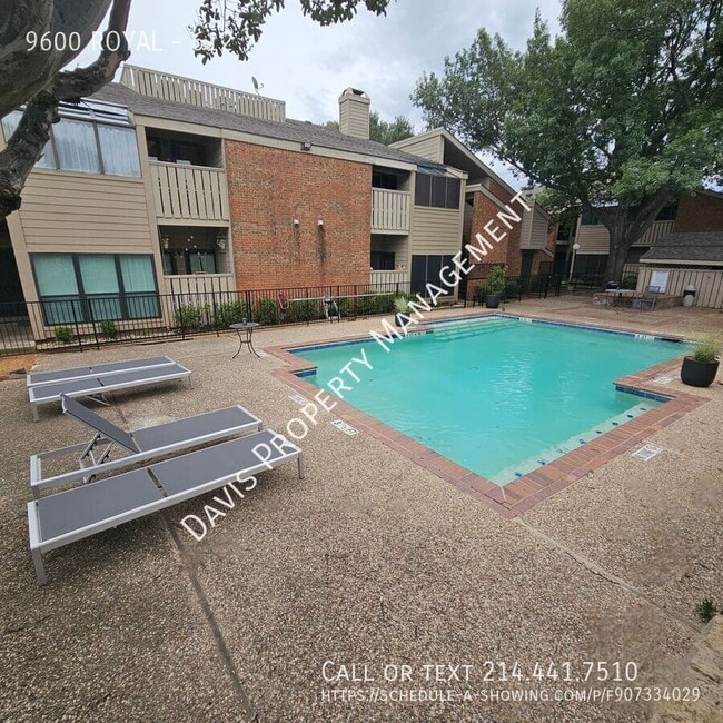 Building Photo - 9600 ROYAL-612