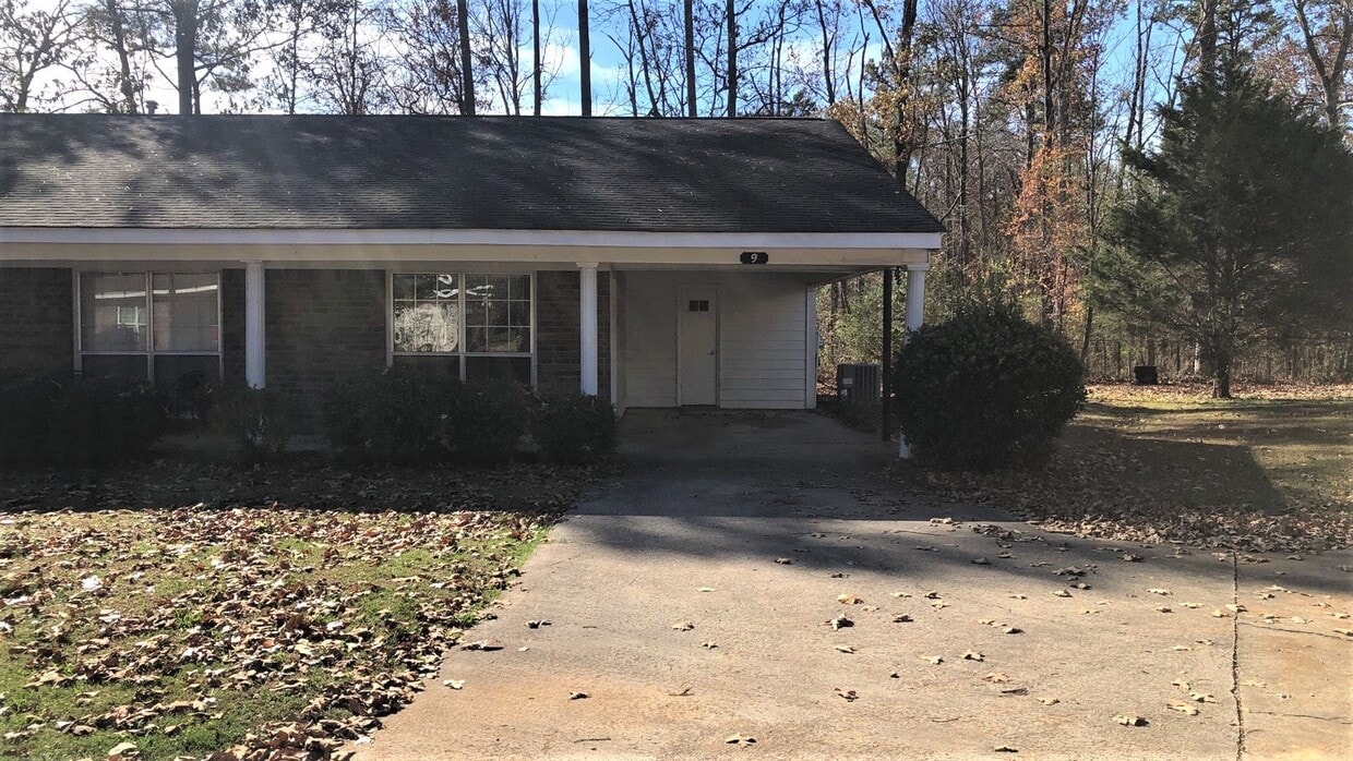 Conifer Ring 9 & 10 Apartment for Rent in Rome, GA