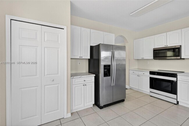Foto del edificio - 11070 SW 243 LN