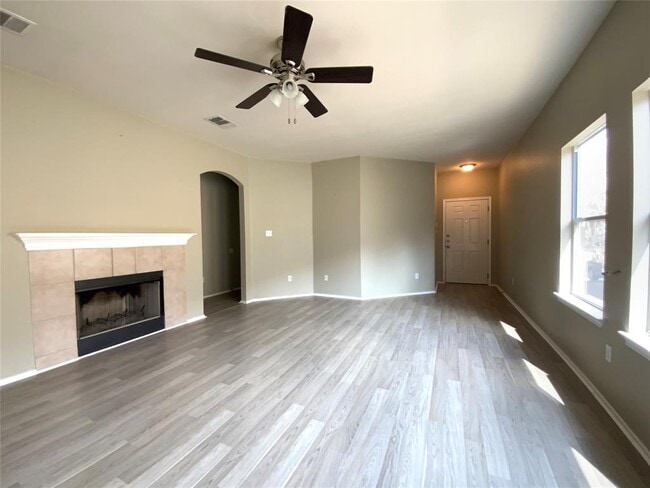 Building Photo - 9208 Brents Elm Dr