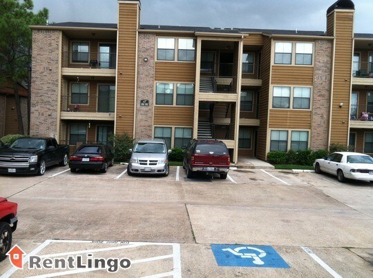 5500 De Soto St Houston Tx 77091 Condo For Rent In Houston Tx Apartments Com