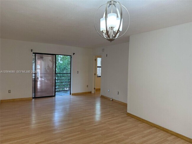 Foto del edificio - 20800 NE 8th Ct