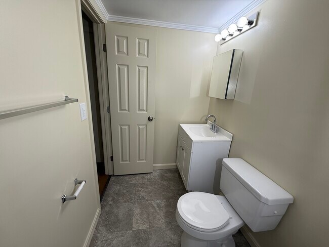 Foto del edificio - Parkway Apartments