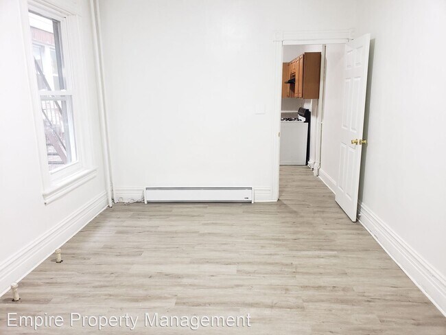 Building Photo - 450 Tilghman St