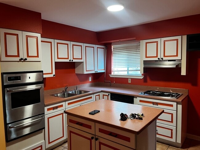Building Photo - Gentilly Double