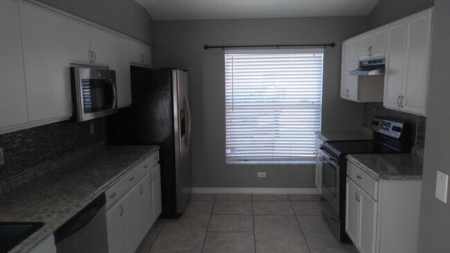 Foto del edificio - Single Family 3 bedroom, 2 bathroom home in Kissimmee