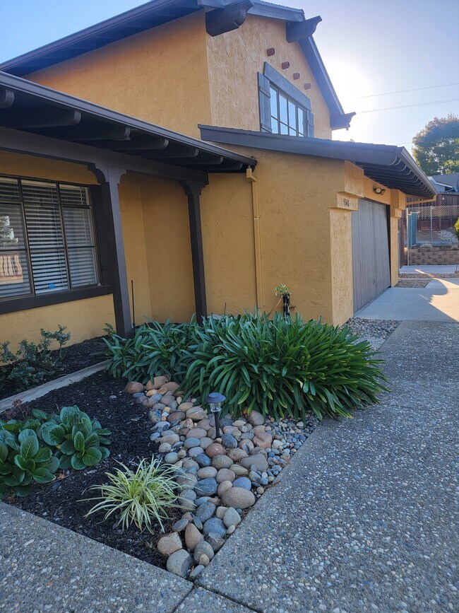 Foto del edificio - 5548 Vía Ensenada