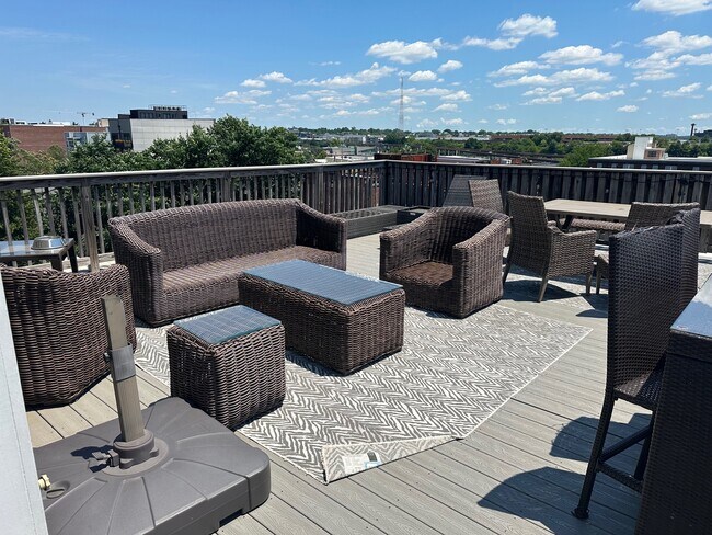 Roof deck. Enjoy the fireworks! - 1831 2nd Street NE #503