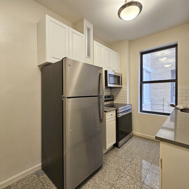 Foto del edificio - 652 W 163rd St