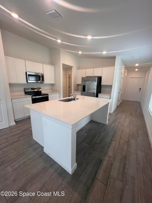 Foto del edificio - 1668 Colebrook Cir SW