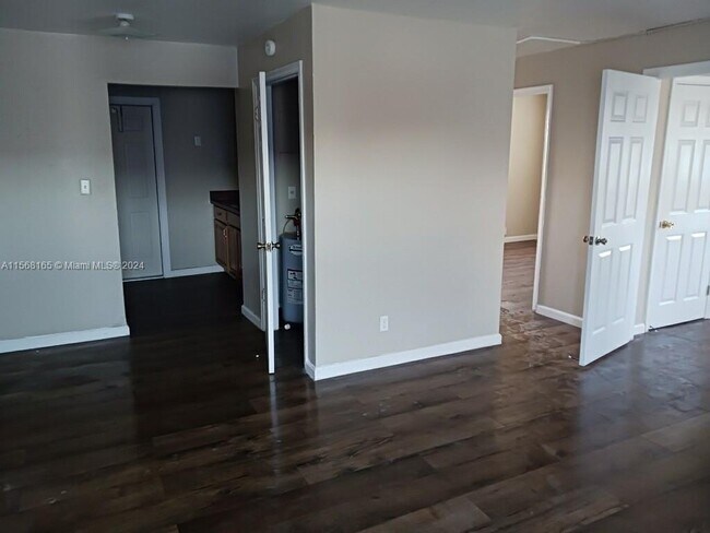 Foto del edificio - 628 SW 4th St