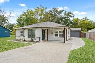 Building Photo - 2106 N Galveston Ave