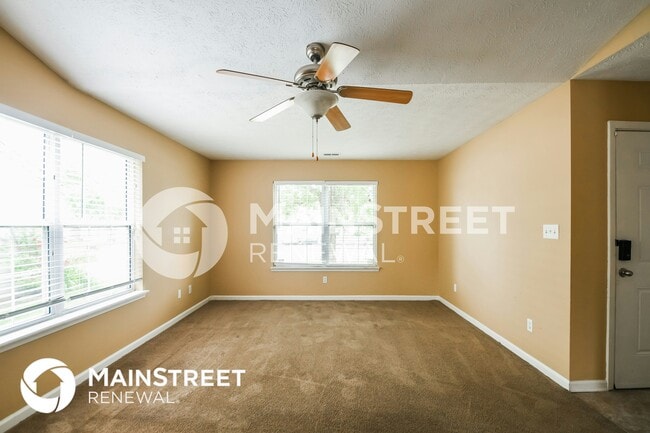 Building Photo - 5136 Hodson Pl