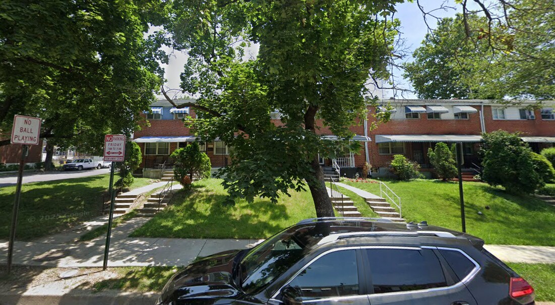 Foto del edificio - 2135 Ashburton St