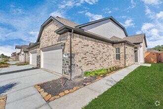Building Photo - 7322 Coconut Bay Dr