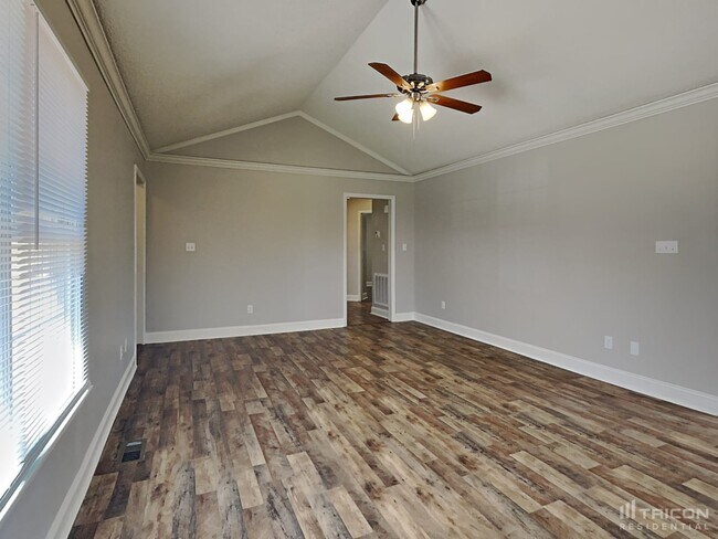 Foto del edificio - 5125 Cottage Bluff Ln