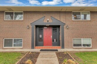 Building Photo - 4426 W 39th Ave