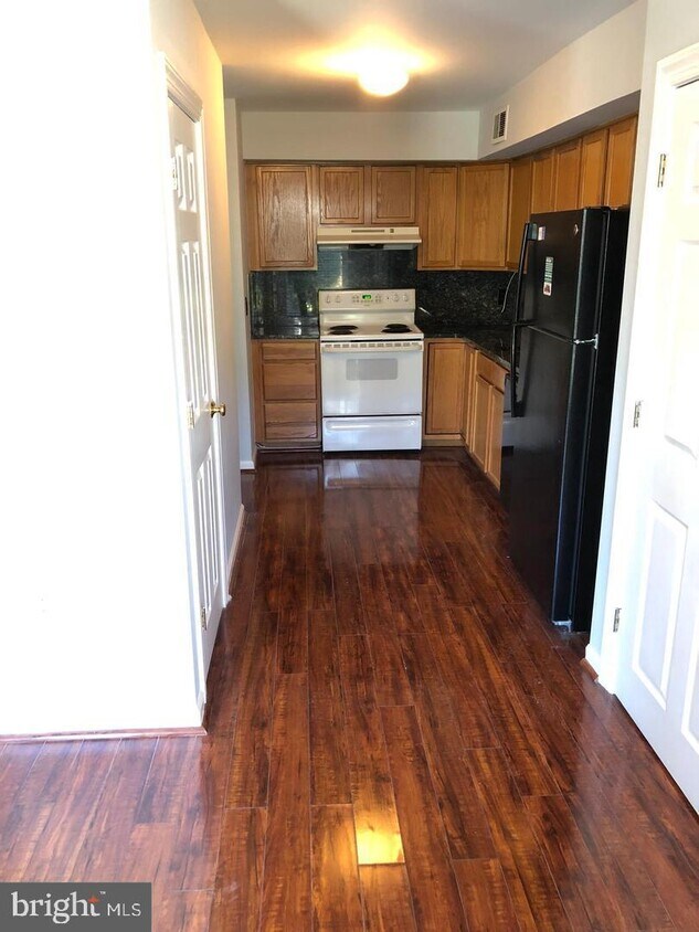 Foto principal - 1003 Middleton Pl