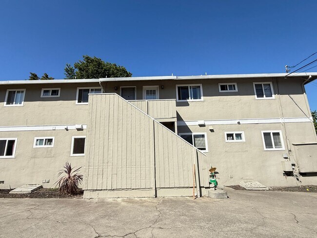 Foto del edificio - 1265-1271 Parkington Ave