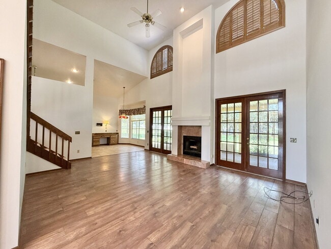 Building Photo - 124 Estates Cir
