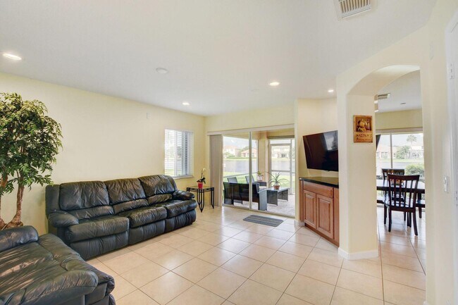 Foto del edificio - 3143 Osprey Ln