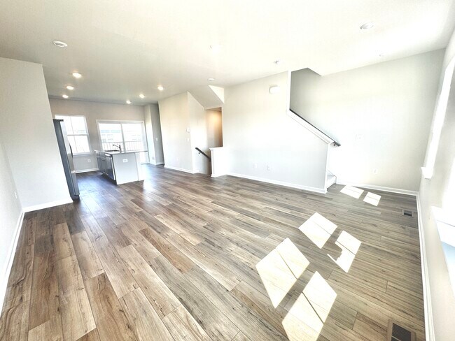 Foto del edificio - 103 Brashear Ct