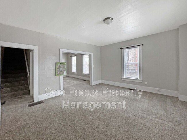 Foto del edificio - 471 West Fourth Street