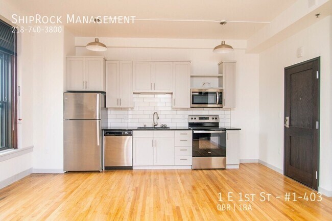 Building Photo - 1 E 1st St