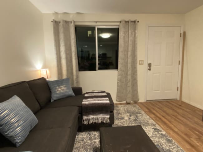 Building Photo - 530 2nd Pl