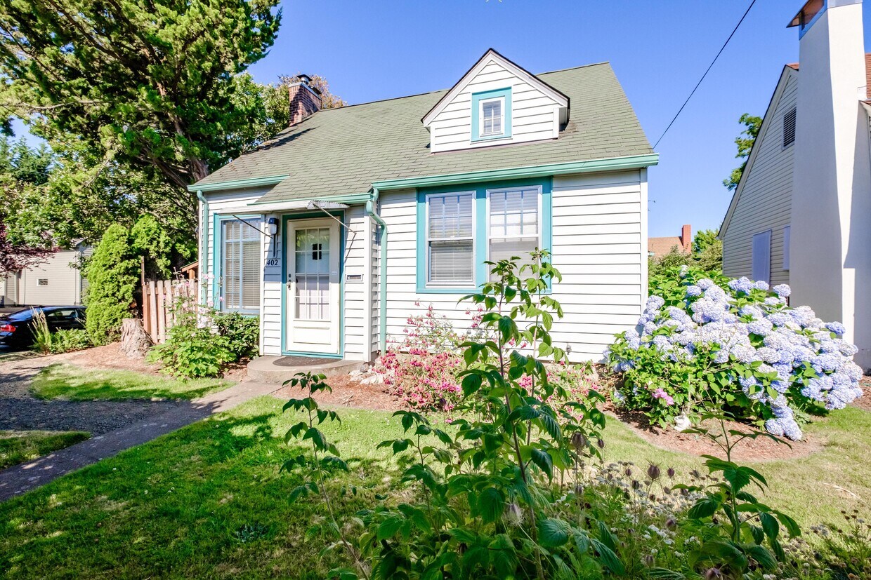 Primary Photo - 402 NW 14th St