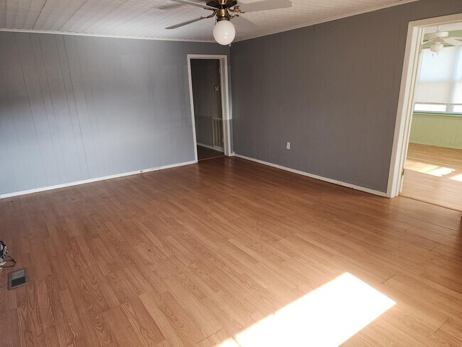 Building Photo - 1177 Co Rd 3706