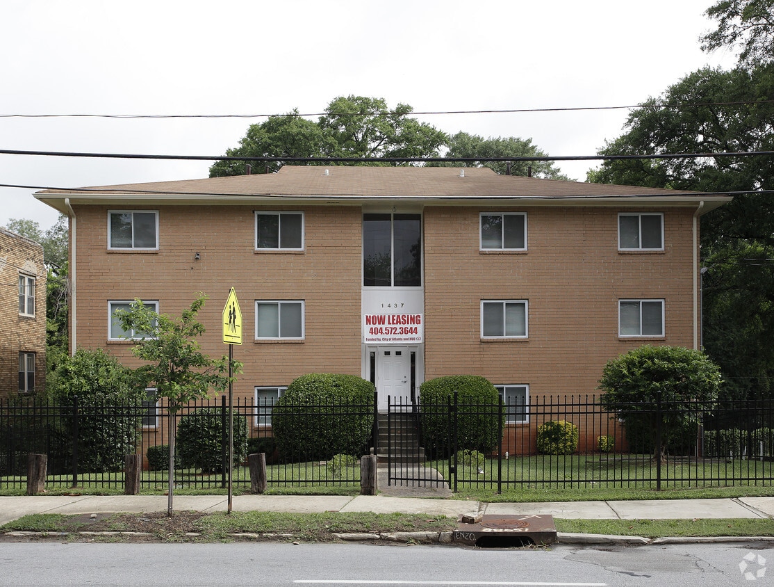 Building Photo - 1437 Lucile Ave SW