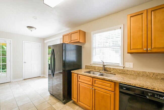 Foto del edificio - 155 Sunny Ln