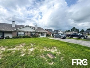 Building Photo - 3311 Moseley Dr