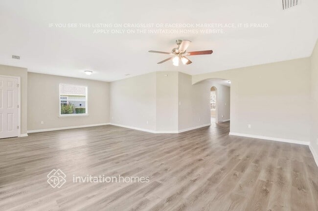 Foto del edificio - 78125 Saddle Rock Rd