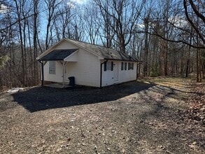 Building Photo - 2894 Allred Rd