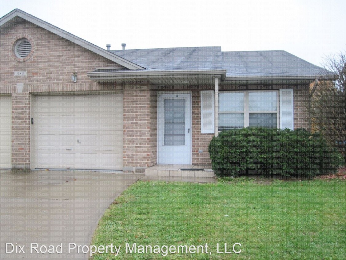 Foto principal - 2 br, 2 bath House - 983-A Pom Court,