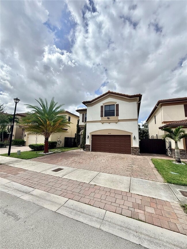 Foto del edificio - 8640 NW 101st Pl