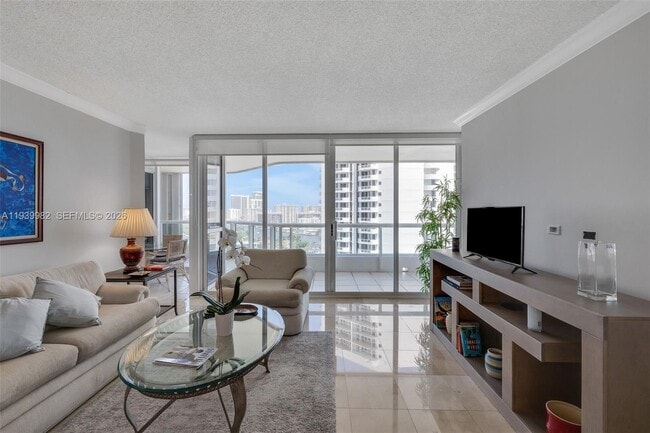 Building Photo - 21205 Yacht Club Dr